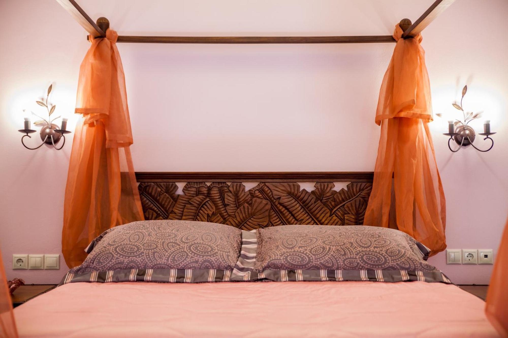 Aparthotel Lions Nine Mourésion Zewnętrze zdjęcie