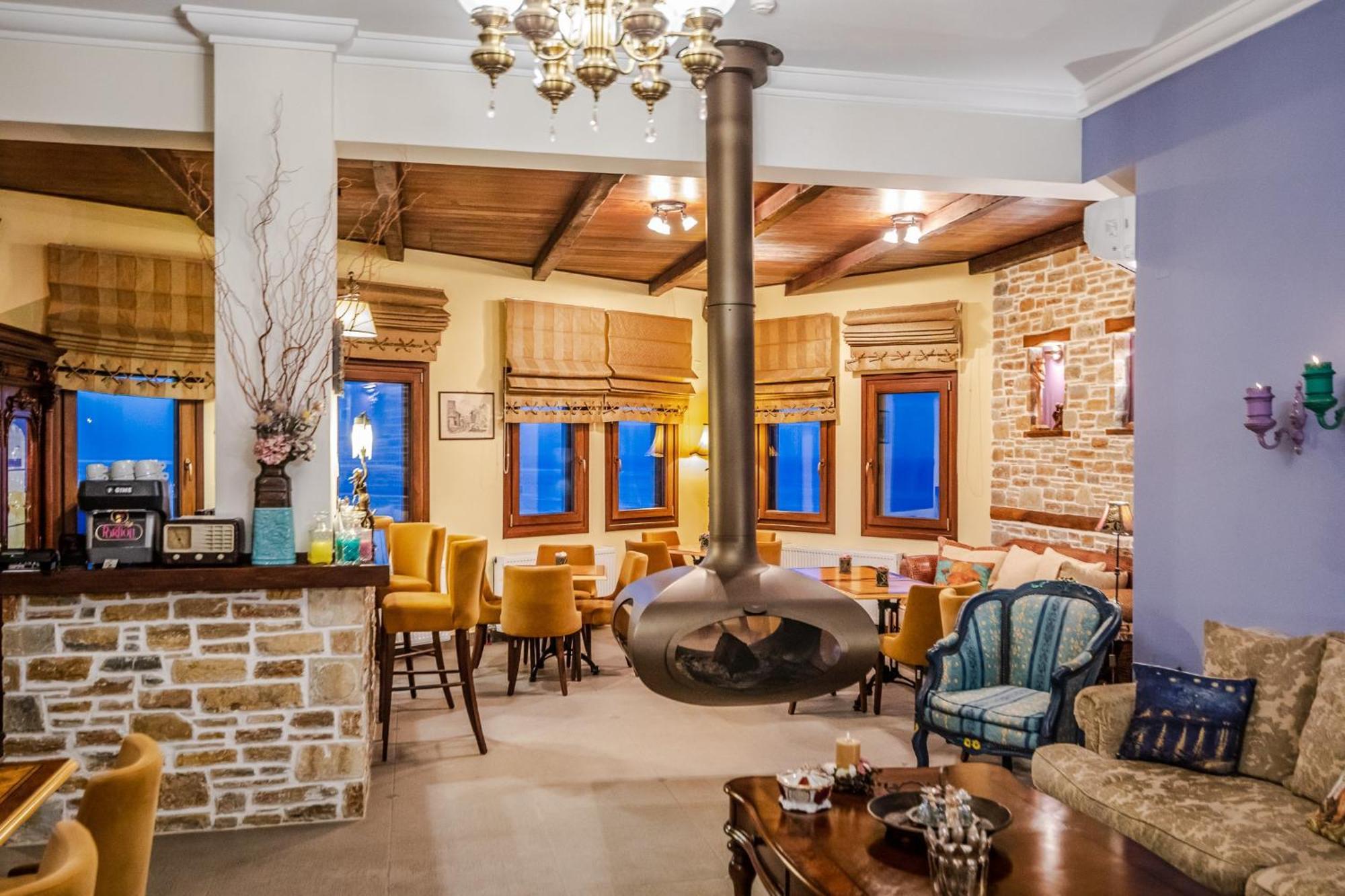 Aparthotel Lions Nine Mourésion Zewnętrze zdjęcie