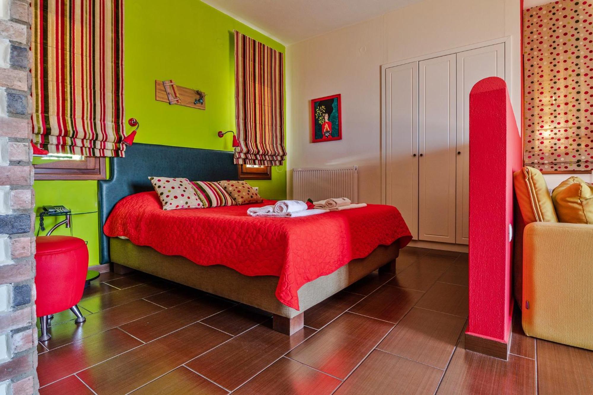 Aparthotel Lions Nine Mourésion Pokój zdjęcie